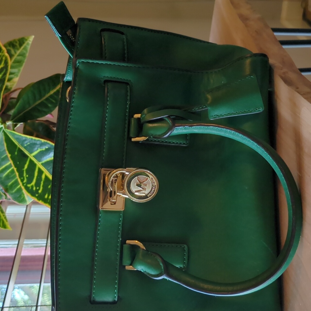 Micheal Kors Hamilton Handbag